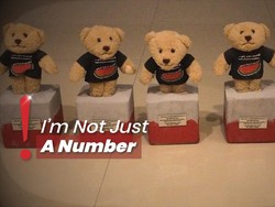 Karya Instalasi Teddy Bear di Doha Representasi Nyawa Anak Palestina