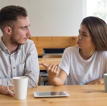 5 Kalimat Ini Sering Dianggap Sopan tapi Sebenarnya Menyebalkan! Apa Saja?