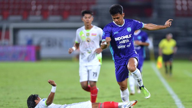 Persita Tangerang berhasil menang 1-0 atas Persik Kediri dalam laga yang ditonton langsung pelatih Timnas Indonesia, Patrick Kluivert.