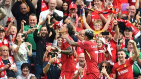 FOTO: Liverpool Geser Man City dari Puncak Klasemen Liga Inggris