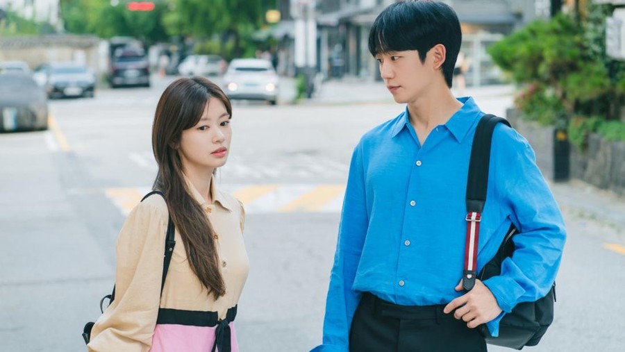 Love Next Door Adegan dari Love Next Door episode 12.