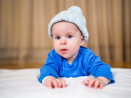 Arti Nama Kenzo dalam Islam dan 30 Rangkaian untuk Anak Laki-laki, Doa agar Anak Pintar