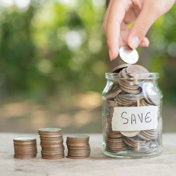 5 Zodiak yang Terapkan Frugal Living, Tetap Hemat Kapan Pun!