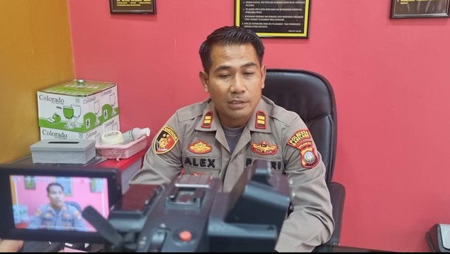 Kapolsek Galang mengatakan ada provokator yang membuat bentrok antara warga dan pihak PT MEG di Rempang pekan lalu. Pihaknya pun mengejar provokator itu.