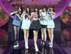 Lirik Lagu Skittlez - FIFTY FIFTY