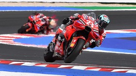 Acosta Singgung Manuver Bastianini, Mirip Rossi vs Lorenzo