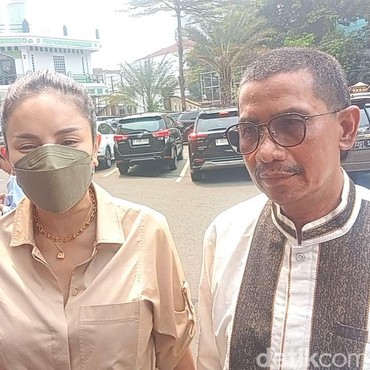 Vadel Badjideh Tunda Pemeriksaan Ngaku Sakit, Nikita Mirzani: Ada yang Liat Dia Dugem
