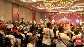 Teriak 'Fufufafa' dan 'Harun Masiku' Warnai Undian Nomor Pilgub Jatim