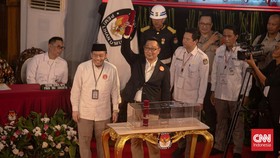 Survei Charta Politika: RK-Suswono Ungguli Pramono-Rano dan Dharma-Kun