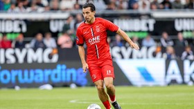 Thom Haye Resmi Berpisah dengan Almere City