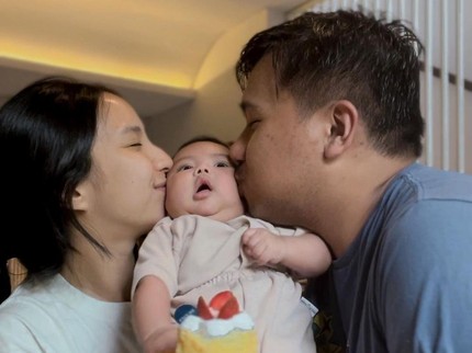 5 Potret Menggemaskan Elio Putra Joshua Suherman, Punya Tanda Lahir Bentuk Hati