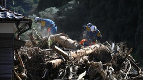 FOTO: Penampakan Banjir Bandang Terjang Jepang