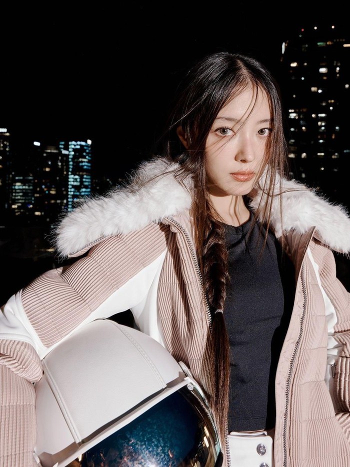 Dengan semangat dan dedikasi yang ia tunjukkan, tak diragukan lagi bahwa Lee Se Young adalah salah satu aktris yang patut dicontoh. Ia membuktikan bahwa kecintaannya dalam dunia akting dan pemikiran positifnya dapat membuat sukses./Foto: Dazed Korea