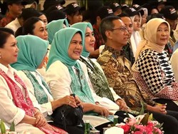 Iriana-Heru Budi Hadiri Penyuluhan Pencegahan Narkoba bagi Pelajar DKI
