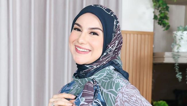 Terpopuler: Sikap Irish Bella Saat Ammar Direbutkan vs Laura Ingin Diadopsi Razman