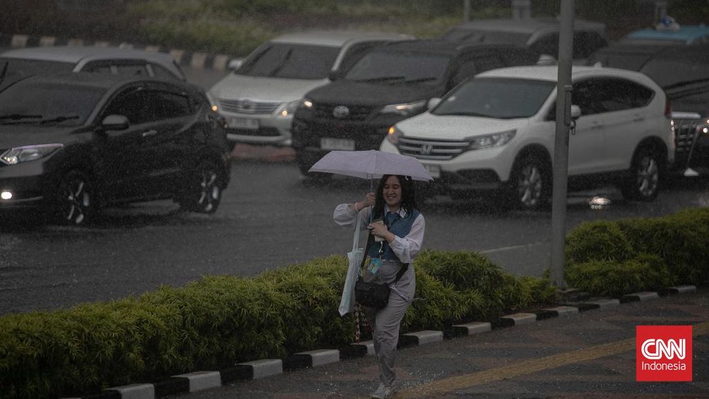 Masuk Musim Kemarau, Kenapa Deret Daerah Ini Masih Diguyur Hujan?