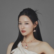 8 Potret Transformasi Gaya Aktris Cantik Kim Ji Won, Menggemaskan hingga Anggun!