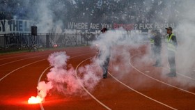 Manajemen Persib Kecam Insiden Bobotoh Serang Steward