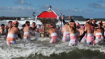 Kronologi Wakil Walkot Jepang Tewas Tertimpa Tandu saat Parade