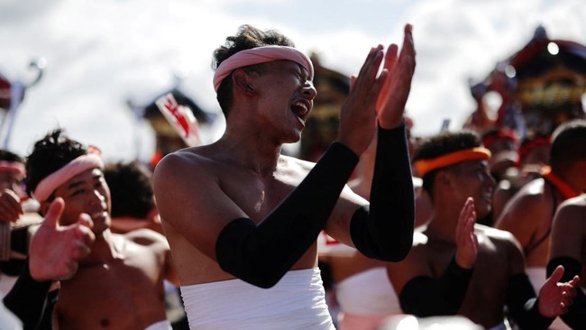 FOTO: Ohara Hadaka, Festival 'Pria Telanjang' Musim Gugur di Jepang