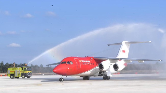 Kemenhub bakal menguji coba pendaratan pesawat sejenis Boeing Business Jet 737-800 di Bandara Nusantara.