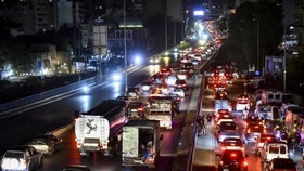 FOTO: Lebanon Macet Parah Ribuan Warga Mengungsi Diserang Israel