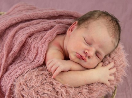 Arti Nama Adara dan 30 Rangkaian untuk Anak Perempuan, Doa Indah untuk Si Kecil