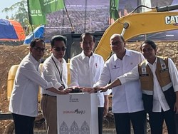 Jokowi Groundbreaking Hutan Kota Plataran di IKN, Target Pembangunan Setahun