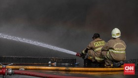 KM Express Natuna Terbakar di Perairan Sultra, 82 Penumpang Selamat