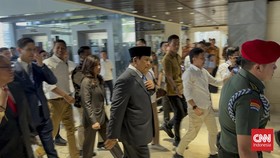 Rapat ke DPR Jelang Pelantikan, Prabowo Disambut Meriah Anggota Dewan