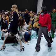 5 Keunikan Fashion Show Prada Spring/Summer 2025 di Milan Fashion Week