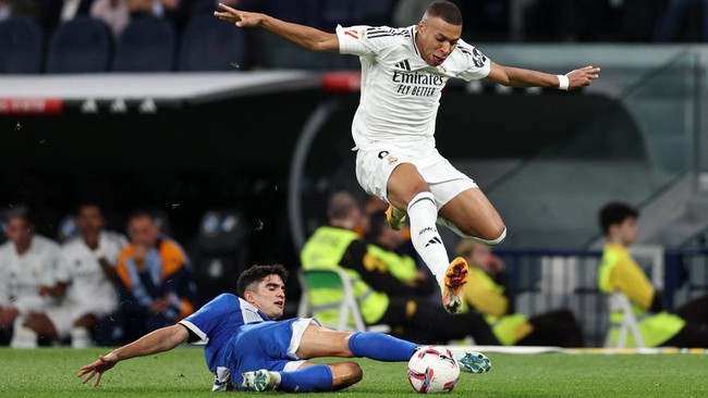 Bintang Real Madrid dan timnas Prancis Kylian Mbappe berencana mengambil langkah hukum menyusul tuduhan pemerkosaan yang dilaporkan media Swedia.