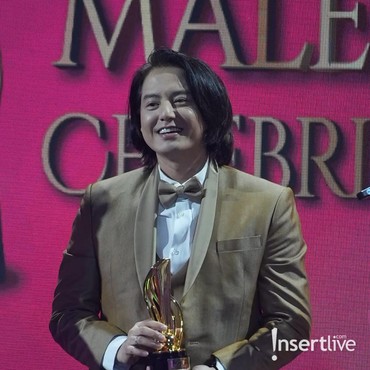 Roger Danuarta Raih Penghargaan Favorite Male Celebrity di HUT Insert ke-21