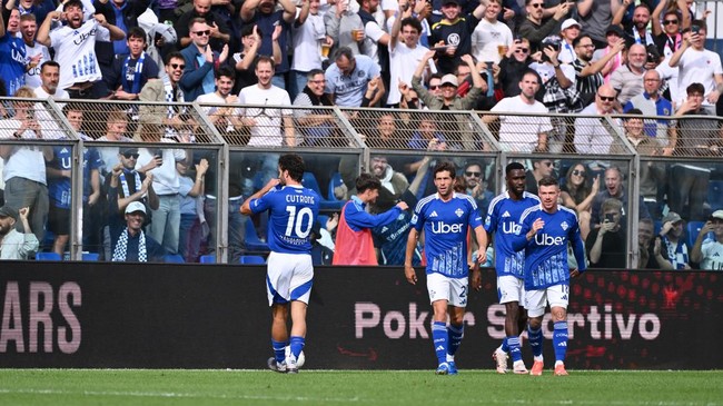 Como 1907 ingin melanjutkan tren positif dengan mengincar tampil apik saat menghadapi Napoli yang kini merupakan pemuncak klasemen Serie A Liga Italia.