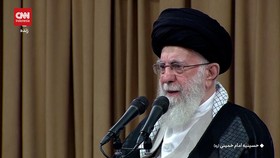 VIDEO: Pemimpin Iran Khamenei Sebut Hizbullah Tak Gentar oleh Israel