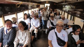 FOTO: Menikmati Perjalanan Seru Naik Kereta Api Kuno di Ambarawa