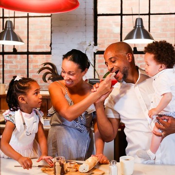 Ini Manfaat dan Risiko Sharenting, Akitivitas Membagikan Konten tentang Anak di Medsos