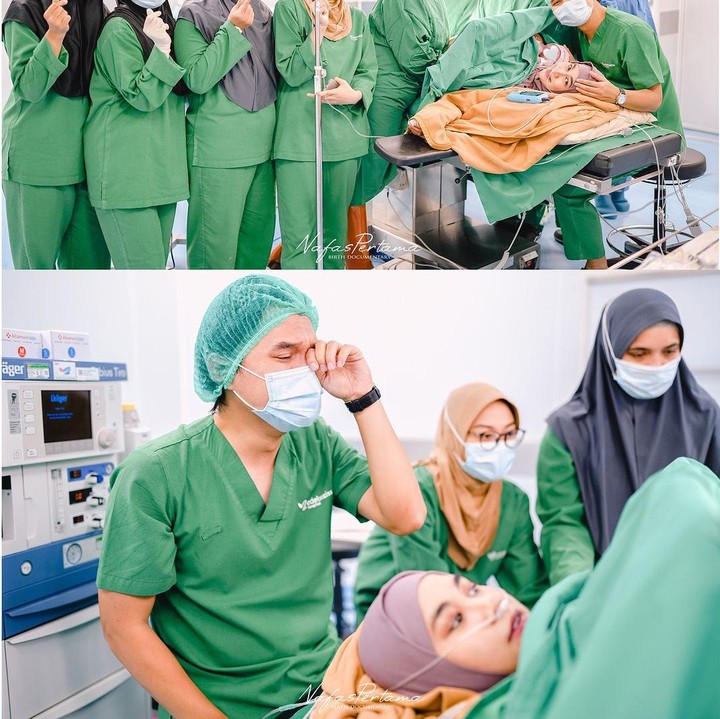 <p>Anisa membagikan momen saat persalinan <em>baby</em> Aqila di media sosial. Dalam beberapa foto, tampak sang suami Dito setiap mendampingi Anisa selama persalinan. Dito juga terlihat emosional dan menangis karena bahagia. (Foto: Instagram @anisarahma_12)</p>