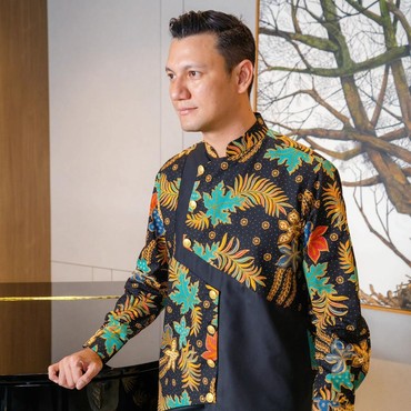 Gus Mus Sebut Pakai Batik Berarti Ikuti Perilaku Nabi Muhammad