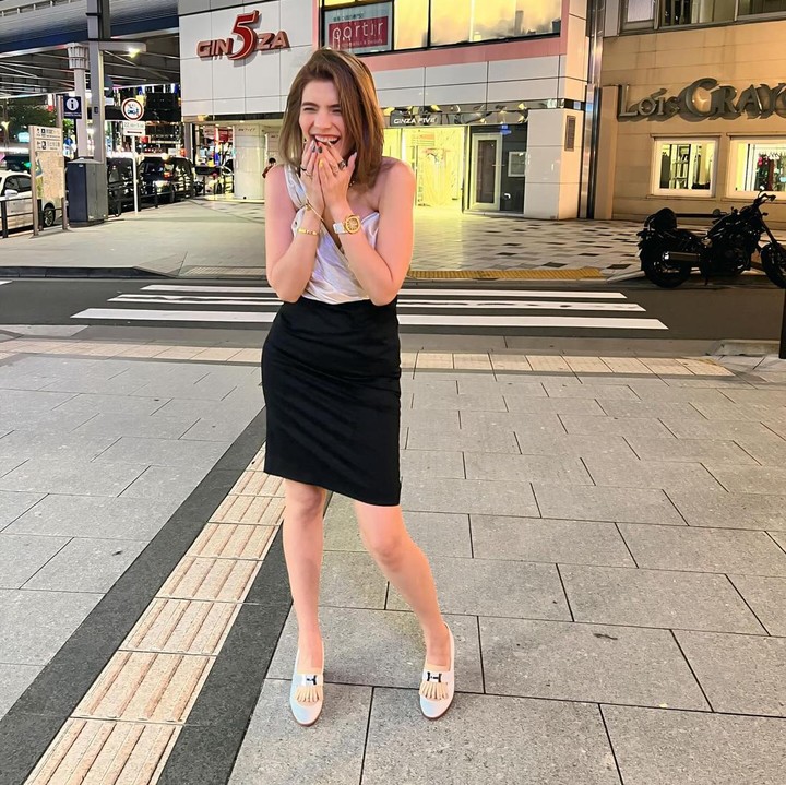<p>Carissa Puteri tak lupa mengabadikan momen ketika sedang menikmati suasana malam hari di pusat kota Tokyo, nih. (Foto: Instagram @carissa_puteri)</p>