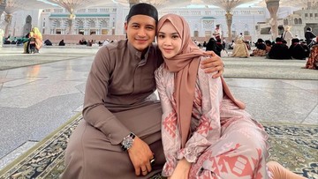 Kisah cinta Chand Kelvin dan istri yang terpaut usia 12 tahun