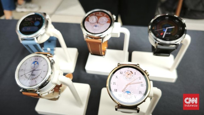 Huawei segera meluncurkan deretan smartwatch terbaru Watch GT 5 Series dan Huawei Watch Ultimate pada 3 Oktober mendatang.