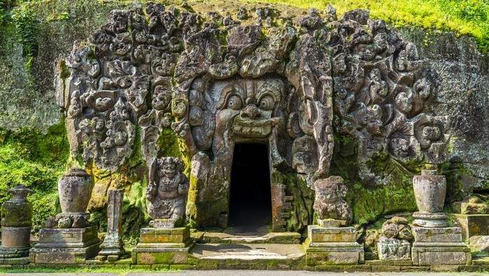Ilustrasi goa gajah