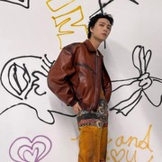 Potret Kerennya Johnny NCT Saat Menghadiri Acne Studios Spring/Summer 2025 di Paris Fashion Week