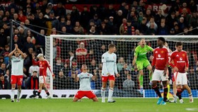 Hasil Liga Europa: Mees Hilgers Main Full, Twente Tahan Imbang MU