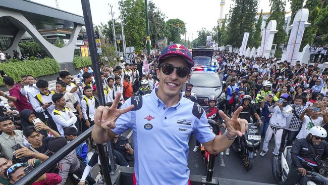 Jelang MotoGP Mandalika Pertamina 2024, Marc Marquez mengaku selalu senang di Indonesia. Marquez merasa seperti rock star jika berada di Indonesia.