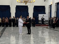 Bachril Bakhri Dilantik Sebagai Pj Bupati Bogor, Ini Pesan Bey