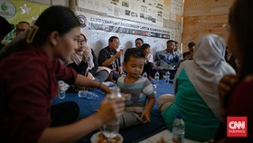 FOTO: Pakta Integritas di Antara Pramono dan Warga Kampung Bayam