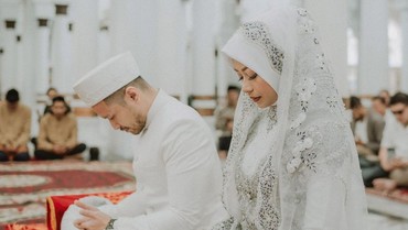 img-title Cerai dari Tyas Mirasih, 7 Potret Bahagia Raiden Soedjono Nikahi Selebgram Aceh