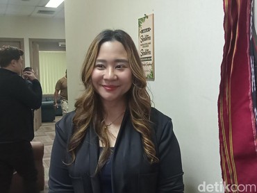 img-title Bongkar Suami Judol dan Selingkuh, Chikita Meidy: Aku Mau...